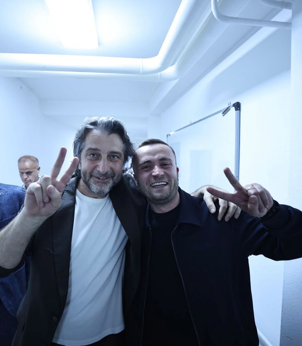 Pacolli publikon fotografi me Ramën, mbështet kandidaturën e tij për të parin e LDK-së