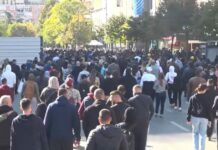 Dita e shtatë e protestës në Tiranë, protestuesit nisin grumbullimin nga sheshi ‘Skënderbej’
