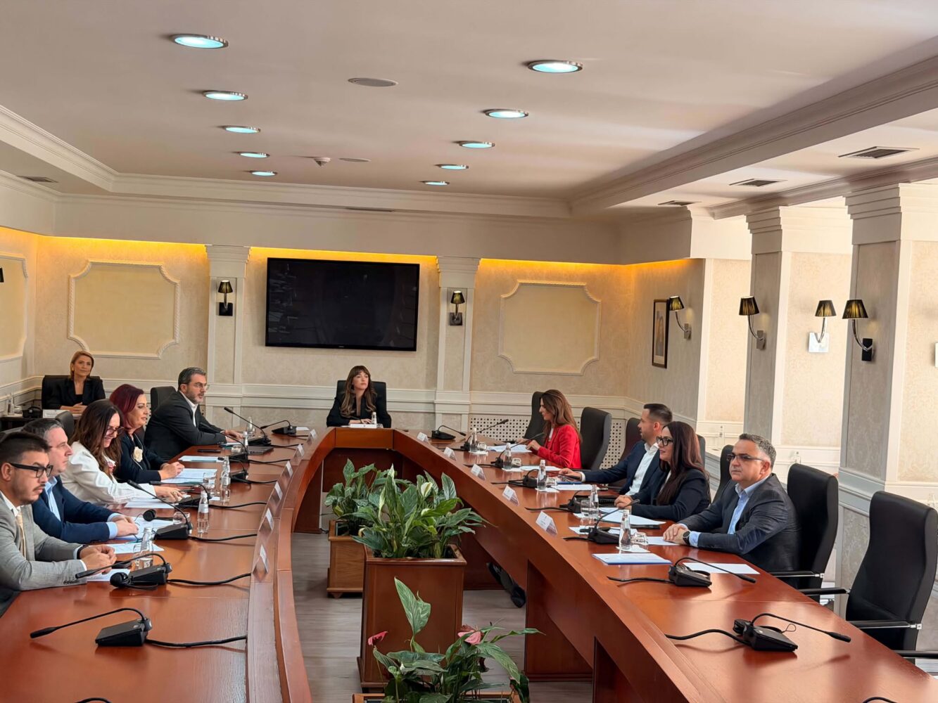 Mblidhet Kryesia e Kuvendit, pritet caktimi i seancës plenare Mblidhet Kryesia e Kuvendit, pritet caktimi i seancës plenare
