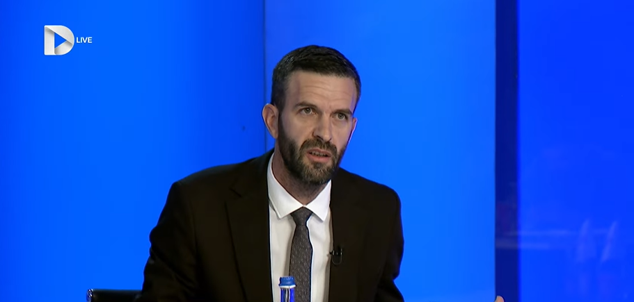 Rrahmani paralajmëron Kurtin për Kodin Civil: Hiqi ato dy nene, se prapë kam me të ndalë