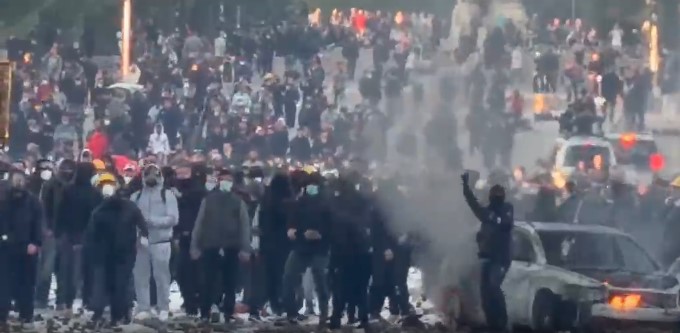 Nëntë protestues dhe katër policë marrin ndihmë te Trauma, një protestues shtrohet në spital