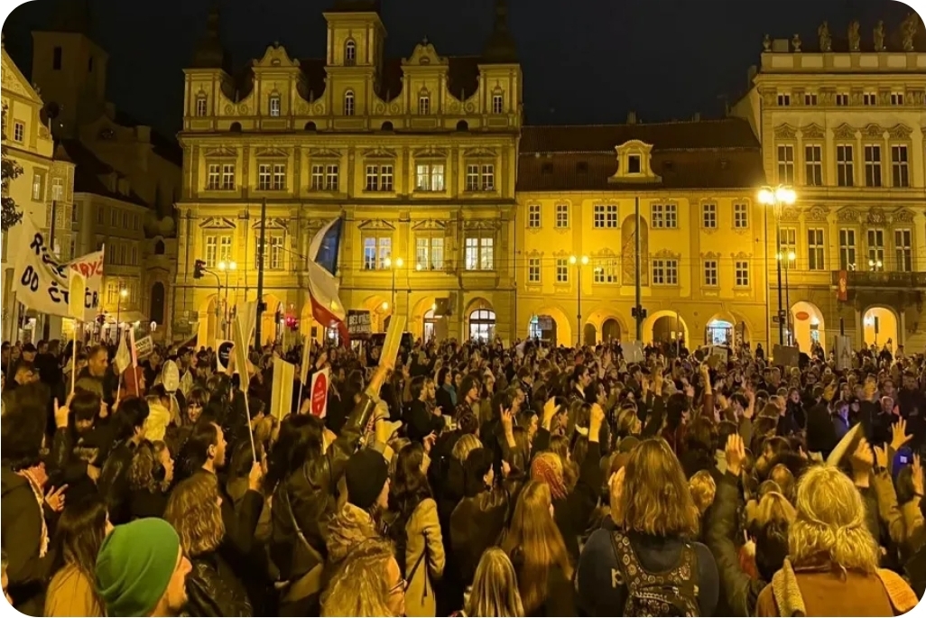 Protesta në Çeki kundër ndryshimeve për financimin e mediave