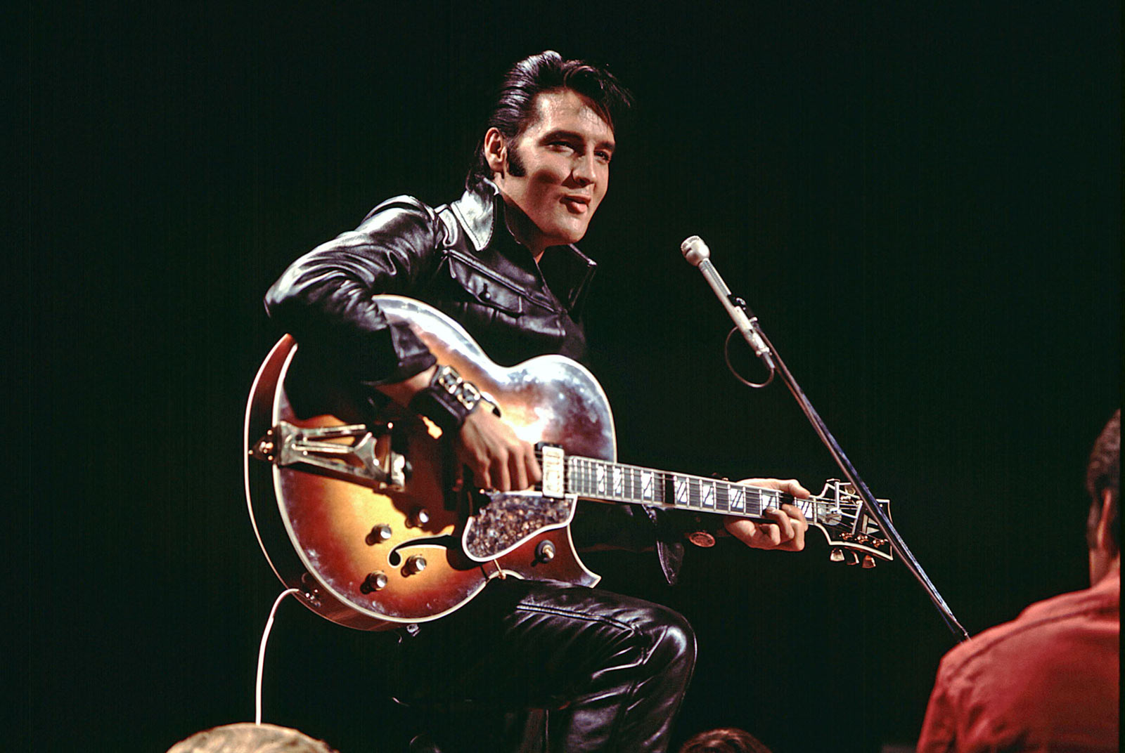 Këngët e Elvis Presley-t në qendër të një padie kundër kompanisë së IA-së Anthropic