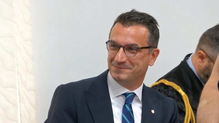 Shtyhet për 27 tetor seanca ndaj Erion Veliajt, gjykata gjobit avokatët me nga 100 mijë lekë