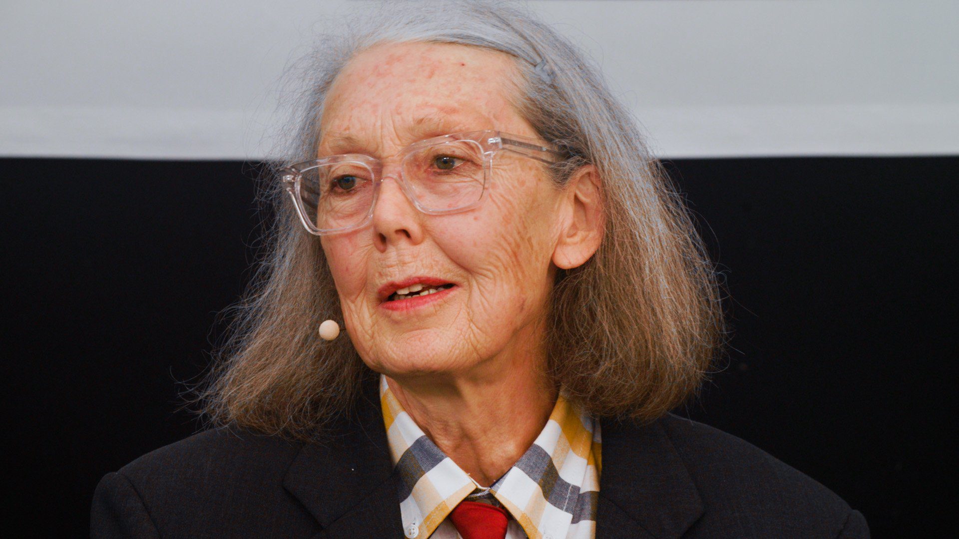 Anne Carson fiton Çmimin Nobel për Letërsi