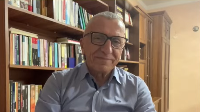 Lista Studentore që mposhti Vuçiqin duhet ta pranojë realitetin e Kosovës së pavarur, thotë Kamberi